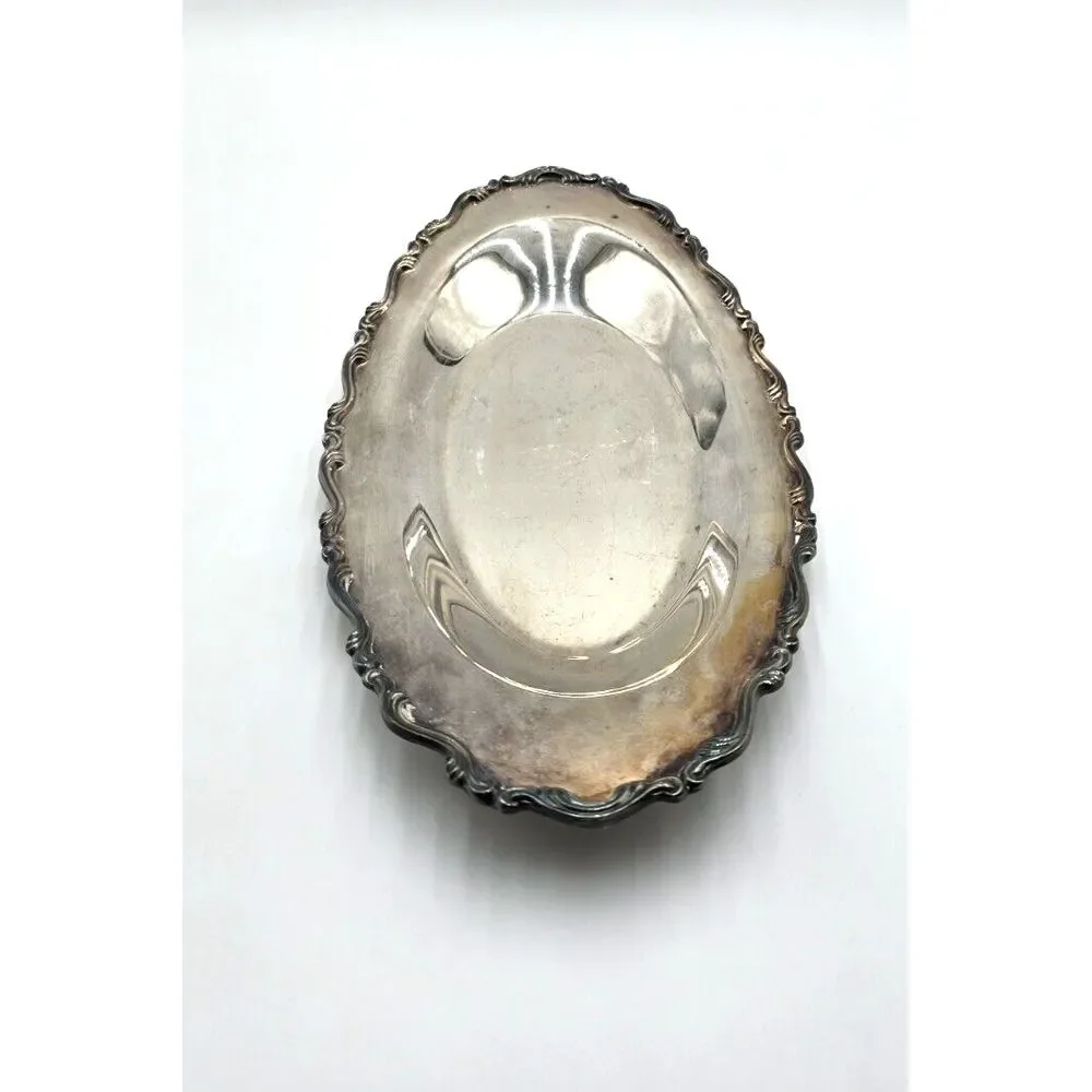 Oneida piece serving